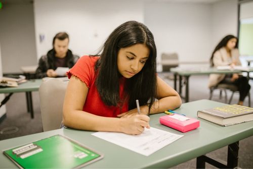 Solving Electrical Engineering Assignments in MATLAB