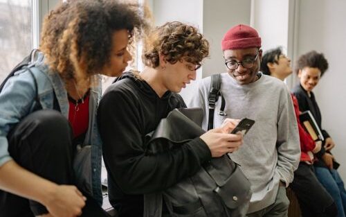 Top 75 Trending Dissertation Topics in 2025