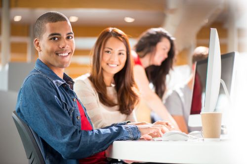 Why Students Struggle With Holiday Homework & How Experts Can Help